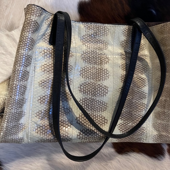 BMay Bags Embossed Python Soft Leather Essential Tote Purse Handbag - Picture 6 of 13